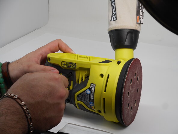 Ryobi P411 Casing Replacement, Casing: crwdns2935265:03crwdnd2935265:02crwdnd2935265:02crwdne2935265:0