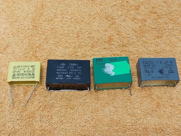 Reparación luminaria de emergencia AERLUX cambio condensador 1,2 uF: paso 4, imagen 3 de 3