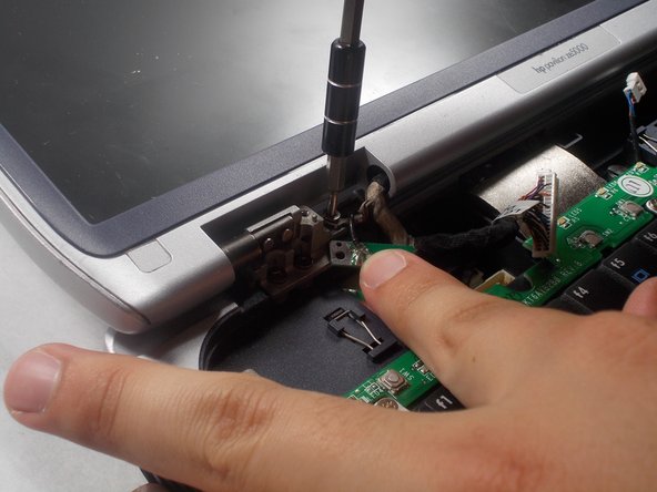 HP Pavilion ze5000 Screen Replacement: crwdns2935265:06crwdnd2935265:02crwdnd2935265:02crwdne2935265:0