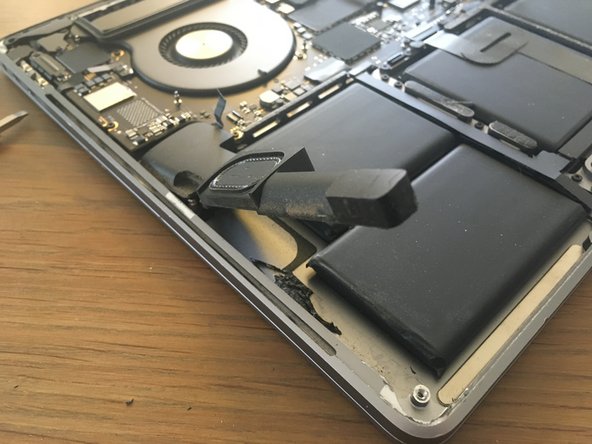 MacBook Pro 16" 2019 Speaker Replacement, Remove the Speaker: crwdns2935265:05crwdnd2935265:02crwdnd2935265:02crwdne2935265:0