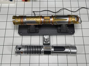 Savi’s Workshop Hand-Built Lightsabers