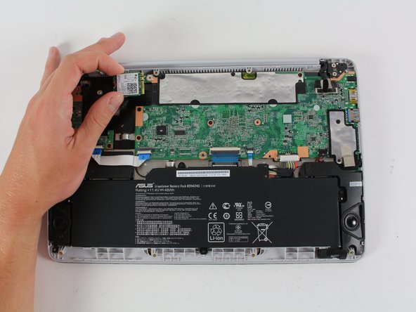 ASUS Chromebook C200MA DS01 Wireless Card Replacement: crwdns2935265:07crwdnd2935265:02crwdnd2935265:02crwdne2935265:0