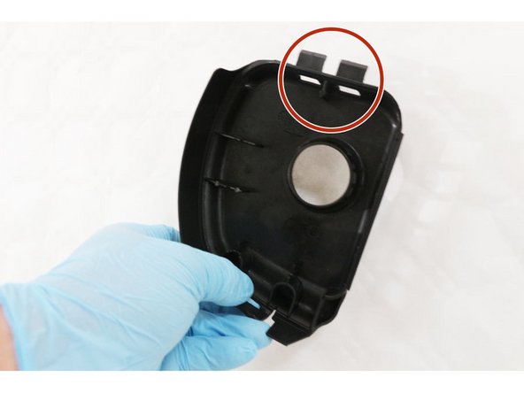 Changer le carburateur de la tondeuse 460BSP500E-3, Mise en place du filtre avec cache: stap 0, afbeelding 2 van 3
