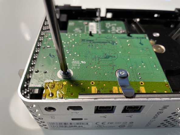 Festplatte / Harddisk, Löse den Controller von der Festplatte: 步骤 4 中的图像 2，3