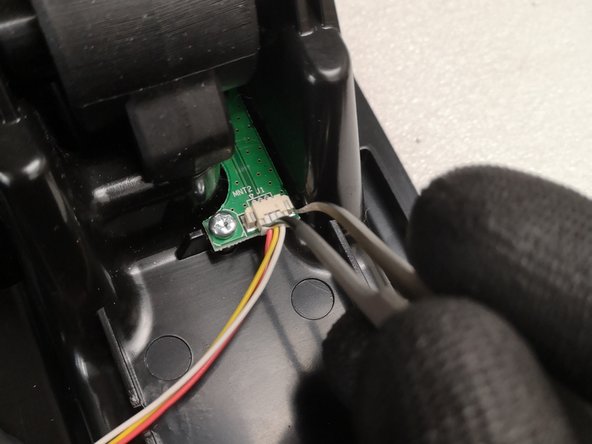 Thrustmaster T3PM RJ12 main cable Replacement, Disconnect the wires from pedal sensors: crwdns2935265:04crwdnd2935265:02crwdnd2935265:03crwdne2935265:0