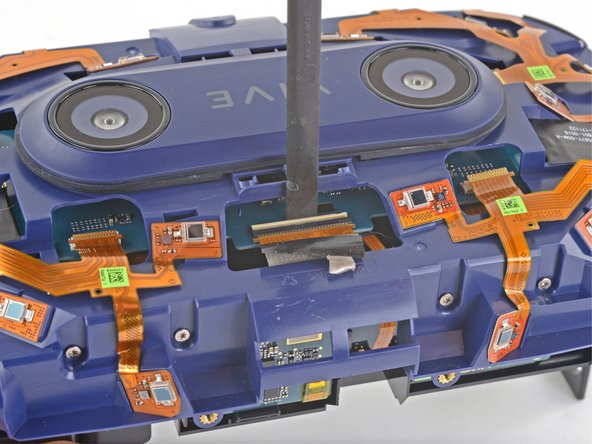 HTC Vive Pro ドーターボードの交換: 手順 25、 3の画像 1