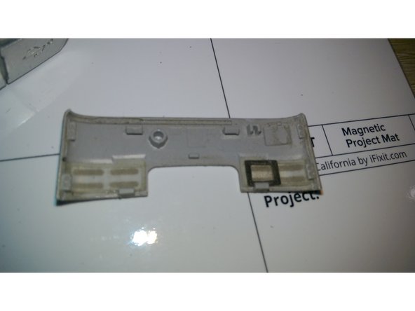 Disassembling Nokia X2-00, Diging In! 2nd attemp!: passo 4, immagine 2 di 2