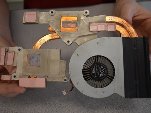 Lenovo IdeaPad Y500 Fan Replacement: crwdns2935265:025crwdnd2935265:02crwdnd2935265:03crwdne2935265:0