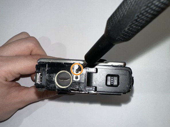 Olympus Stylus 1030 SW Rear Case Replacement: crwdns2935265:05crwdnd2935265:03crwdnd2935265:03crwdne2935265:0