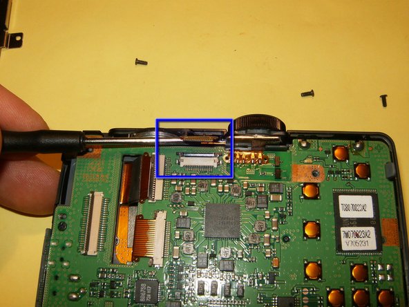 Disassembling Samsung S730 Logic Board: crwdns2935265:04crwdnd2935265:02crwdnd2935265:03crwdne2935265:0