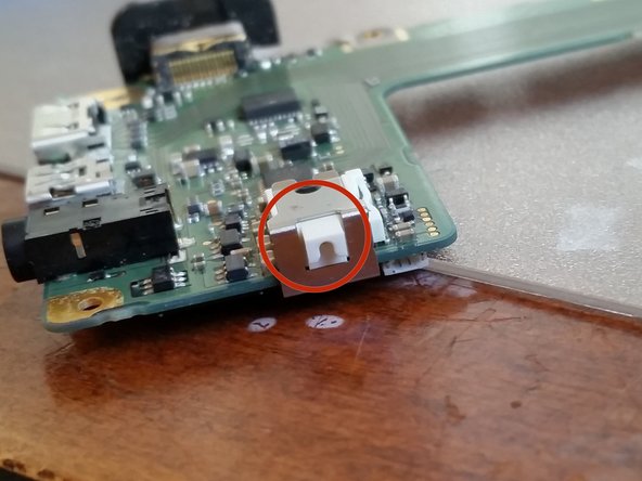 Canon EOS 7D Bent CF Pin Fix/Card Reader Replacement: crwdns2935265:017crwdnd2935265:03crwdnd2935265:03crwdne2935265:0