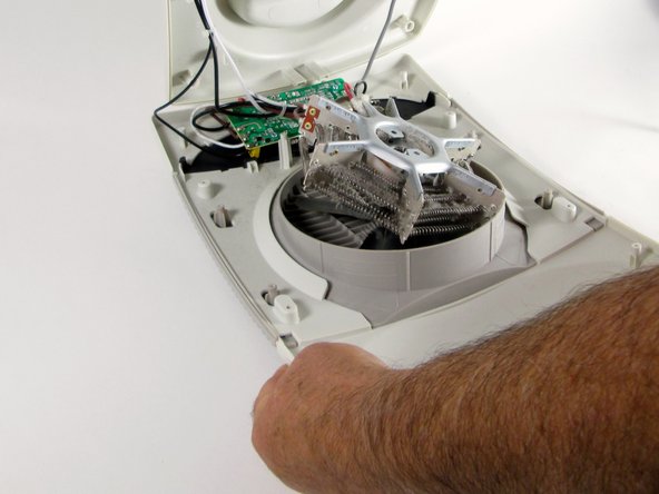 Holmes HEH8031 Fan Blade Assembly Replacement: crwdns2935265:03crwdnd2935265:03crwdnd2935265:03crwdne2935265:0