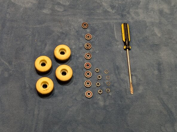 How to Clean and Lubricate Skateboard Bearings: 2 단계, 이미지 2개 중 2개