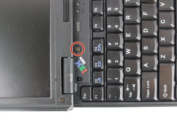 IBM ThinkPad 600E Display Replacement: crwdns2935265:07crwdnd2935265:02crwdnd2935265:02crwdne2935265:0