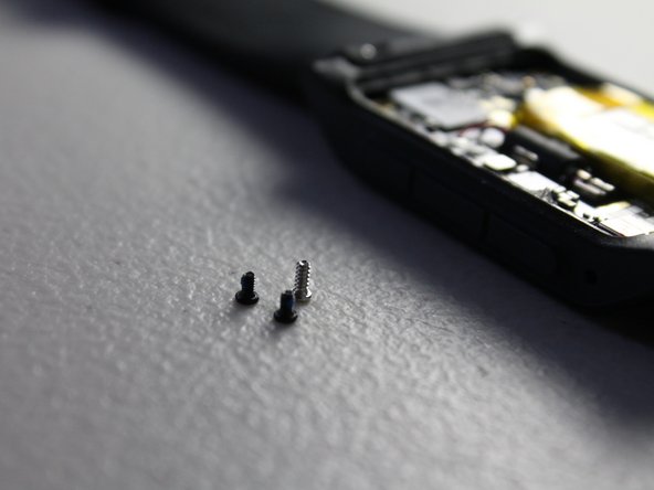 Pebble 2 (SE) Teardown: crwdns2935265:03crwdnd2935265:03crwdnd2935265:03crwdne2935265:0