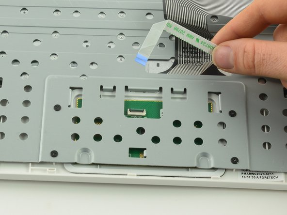 One Education Infinity:One Keyboard Replacement, Keyboard Frame Prerequisite: paso 8, imagen 2 de 2