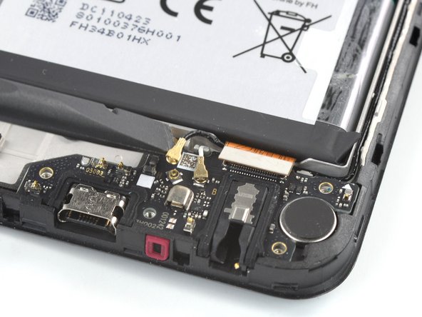 Nokia G42 5G Charging Port Assembly Replacement, Disconnect the antenna cables: step 20, image 2 of 3