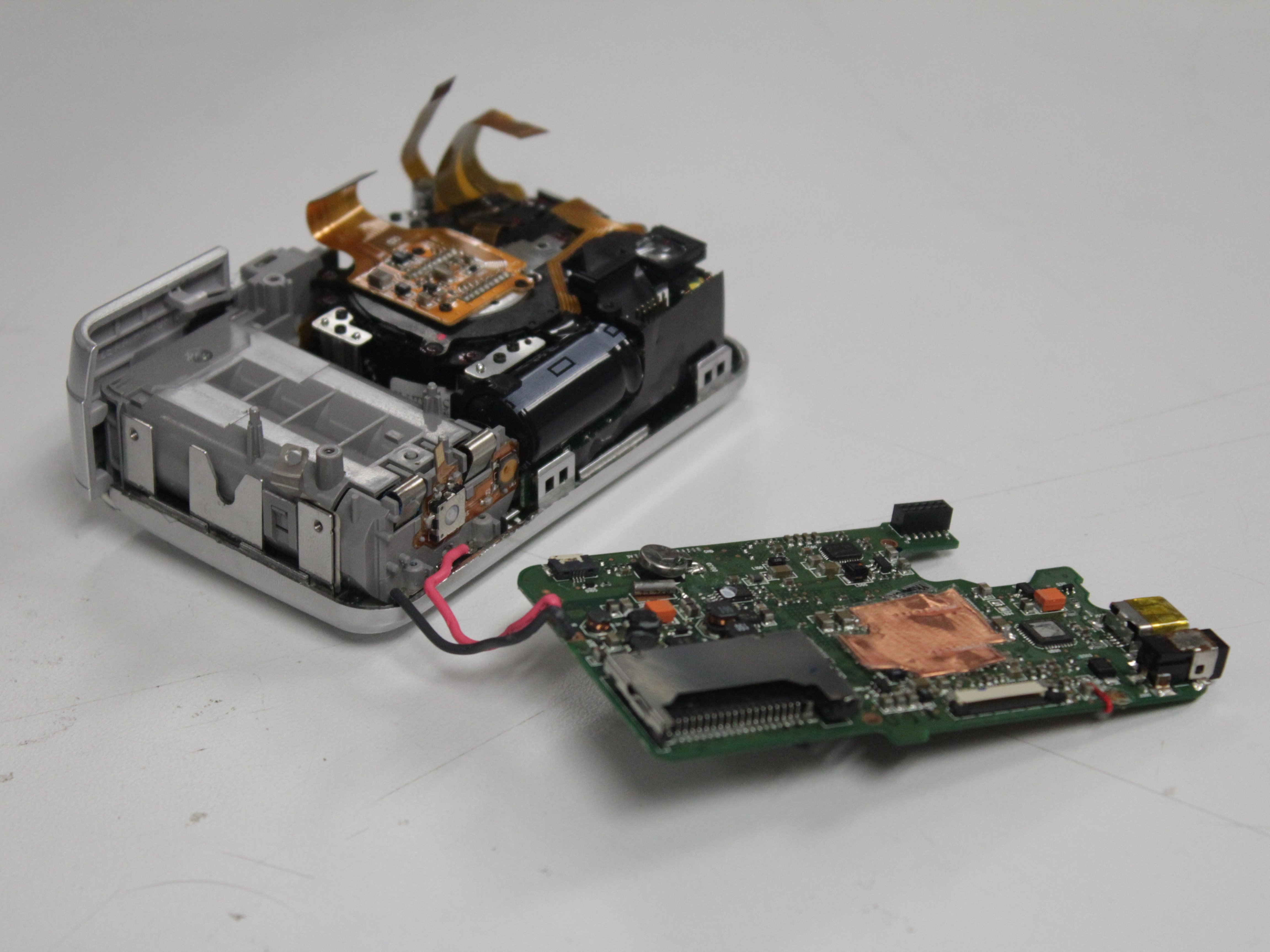 Fujifilm FinePix A350 Motherboard Replacement - iFixit