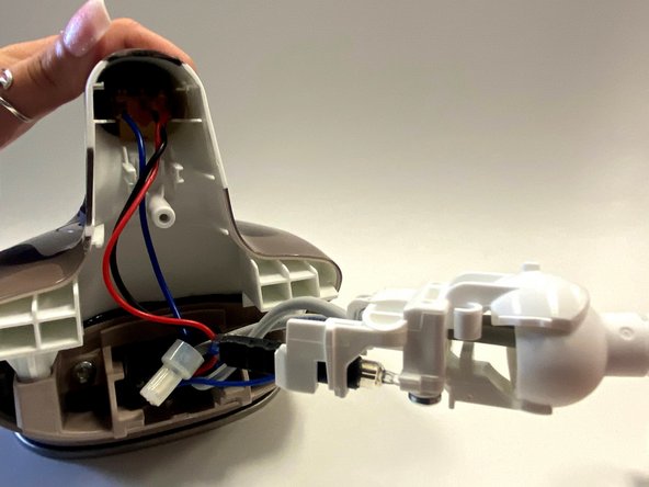 Rowenta Focus Power Assembly Replacement: crwdns2935265:03crwdnd2935265:02crwdnd2935265:02crwdne2935265:0