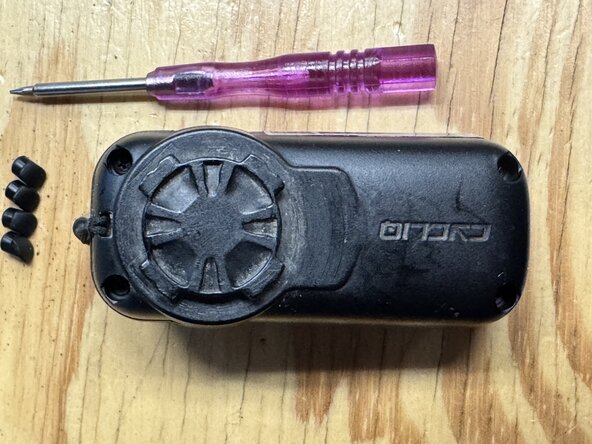 Cycliq Fly6 CE Gen3 Teardown, Opening the housing: crwdns2935265:01crwdnd2935265:03crwdnd2935265:03crwdne2935265:0