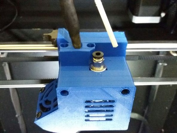 Head Cleaning V4/V5, Removing the top PTFE: crwdns2935265:05crwdnd2935265:02crwdnd2935265:02crwdne2935265:0