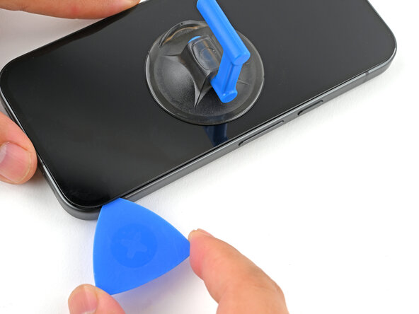 Google Pixel 10a Screen Replacement, Separate the screen adhesive: adım 10, 2 resimden 2.
