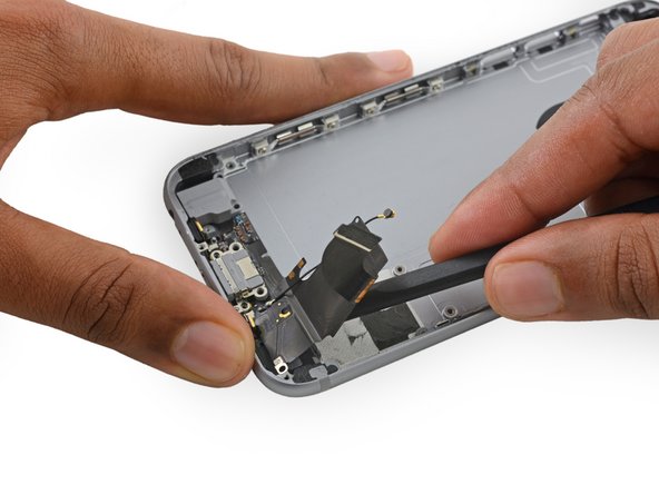 iPhone 6s Rear Case Replacement: crwdns2935265:070crwdnd2935265:02crwdnd2935265:03crwdne2935265:0