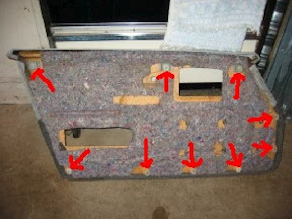 Pontiac Fiero - Remove interior door panel, Remove Panel: crwdns2935265:04crwdnd2935265:02crwdnd2935265:03crwdne2935265:0