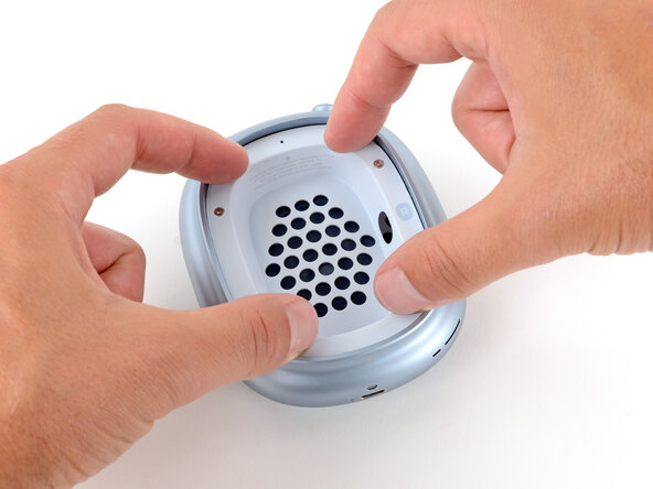 AirPods Max Right Microphone Replacement, Secure the speaker housing: step 60, image 3 of 3