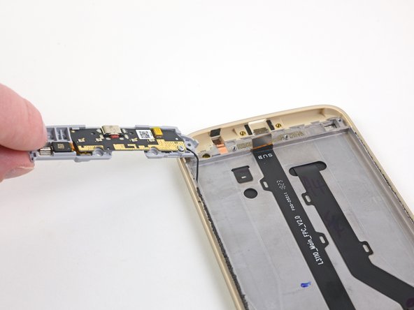 Motorola Moto E5 Screen Replacement: crwdns2935265:026crwdnd2935265:02crwdnd2935265:02crwdne2935265:0