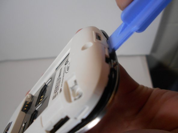 Samsung Galaxy Fame S6812i Vibration Unit Replacement, Remove the Mid-Frame: crwdns2935265:03crwdnd2935265:03crwdnd2935265:03crwdne2935265:0