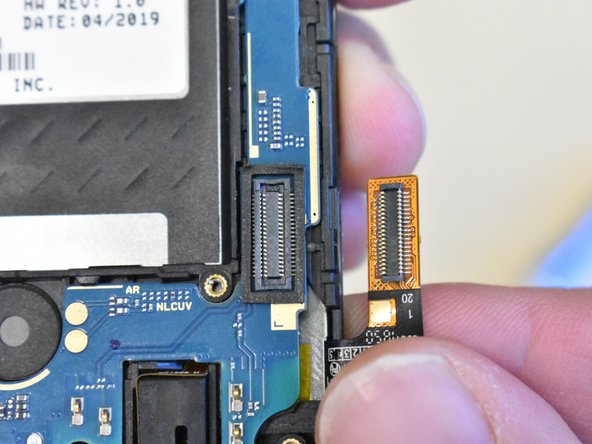 LG Rebel 4 LTE Disassembly, Disconnect the Connector Cable: crwdns2935265:07crwdnd2935265:03crwdnd2935265:03crwdne2935265:0