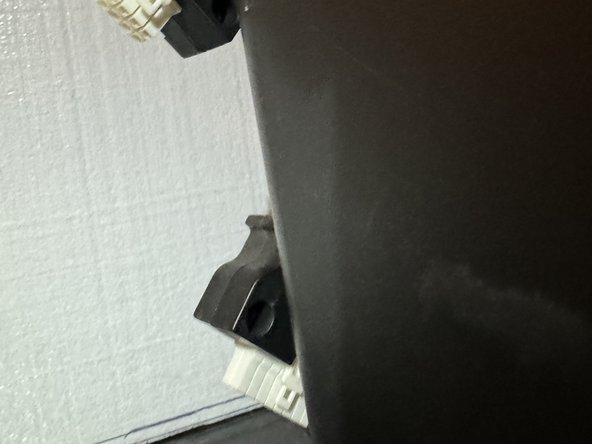 Family Inada ROBO chair HCP-D5A Massage Chair Teardown, Electrically disconnecting the leg portion: crwdns2935265:05crwdnd2935265:03crwdnd2935265:03crwdne2935265:0