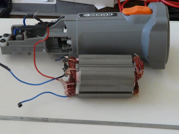 Disassembling Bauker PGA115G1.2 Angle grinder, Remove the stator: continued.: crwdns2935265:015crwdnd2935265:02crwdnd2935265:02crwdne2935265:0