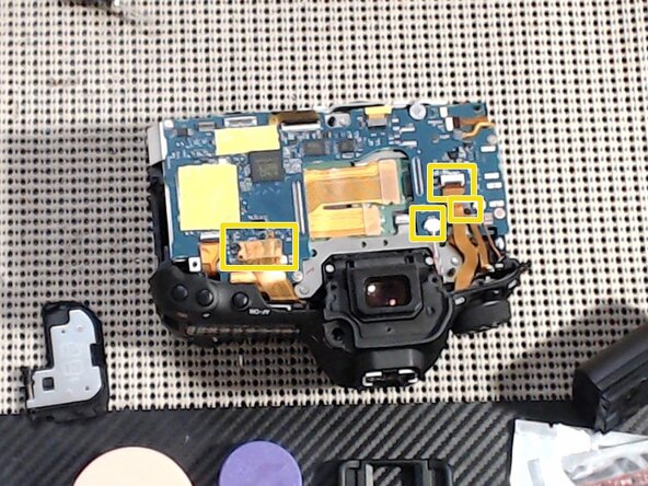 Canon EOS 6D Mark II DC/DC Power Board Replacement, Remove top cover cables: passo 13, imagem 1 %32