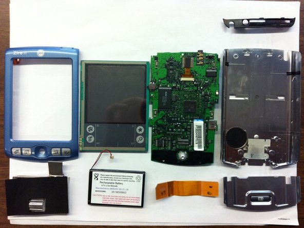 Palm Zire 71 Motherboard/Screen Replacement: crwdns2935265:012crwdnd2935265:03crwdnd2935265:03crwdne2935265:0