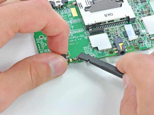 Nintendo 3DS Motherboard Replacement, Microphone: 26 단계, 이미지 2개 중 2개