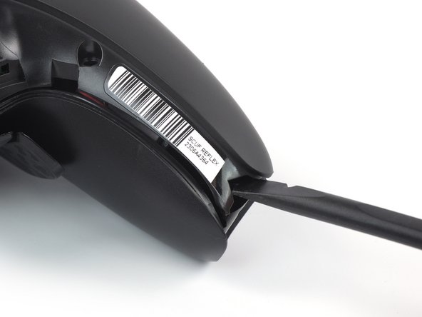 Scuf Reflex Battery Replacement, Pry up the faceplate: crwdns2935265:011crwdnd2935265:02crwdnd2935265:02crwdne2935265:0