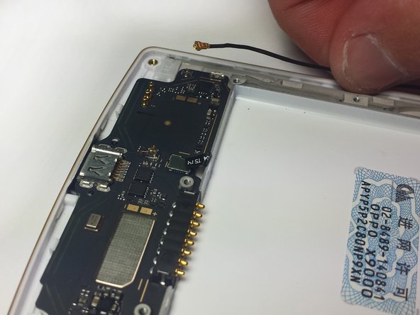 Oppo X9000 Earpiece Speaker Replacement, Disconnect the WiFi Antenna: crwdns2935265:015crwdnd2935265:02crwdnd2935265:02crwdne2935265:0