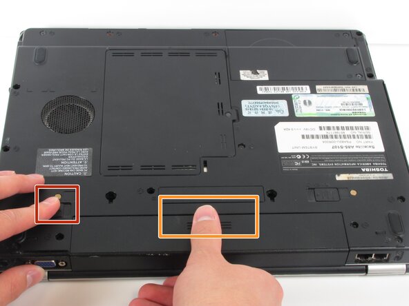 Toshiba Satellite A85-S107 15" Fan Replacement: crwdns2935265:03crwdnd2935265:01crwdnd2935265:02crwdne2935265:0