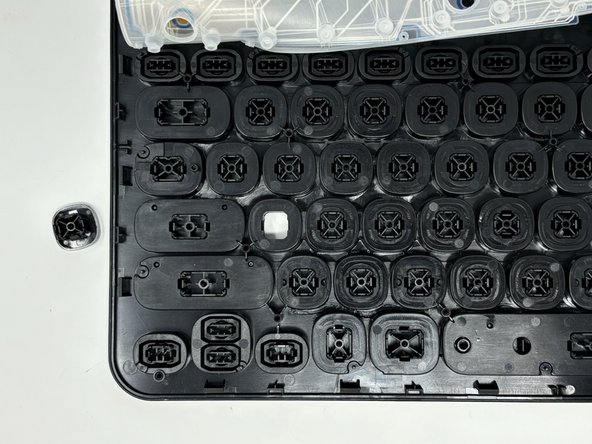 Logitech K480 Keycap Replacement: crwdns2935265:010crwdnd2935265:03crwdnd2935265:03crwdne2935265:0