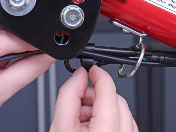 Honda FC600 Tiller Throttle Cable Replacement: crwdns2935265:018crwdnd2935265:02crwdnd2935265:03crwdne2935265:0