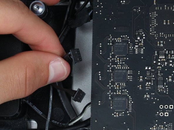 Apple Thunderbolt Display Speaker Replacement: crwdns2935265:012crwdnd2935265:02crwdnd2935265:02crwdne2935265:0