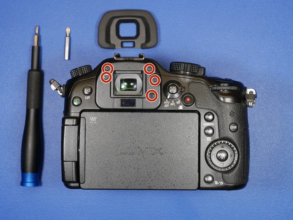 Panasonic Lumix DMC-GH3 LCD Hinge Cover Replacement: crwdns2935265:036crwdnd2935265:02crwdnd2935265:02crwdne2935265:0