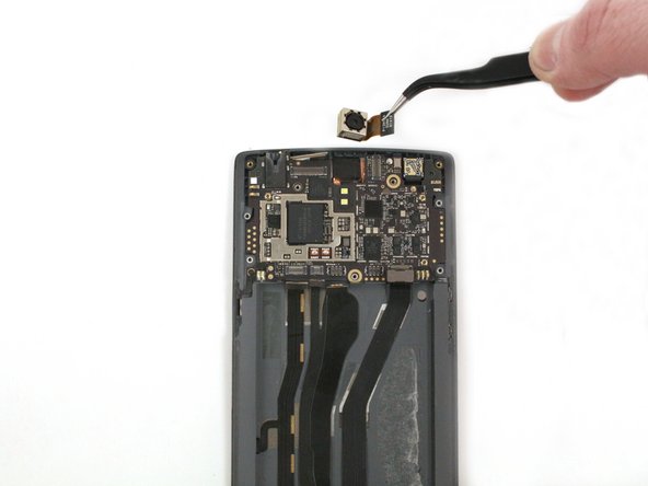 OnePlus One Motherboard Replacement: шаг 7, изображение 2 из 2
