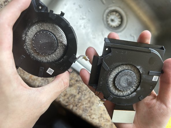 How to Clean the Fans in an HP OMEN 16-b0020ca Gaming Notebook: crwdns2935265:011crwdnd2935265:01crwdnd2935265:03crwdne2935265:0