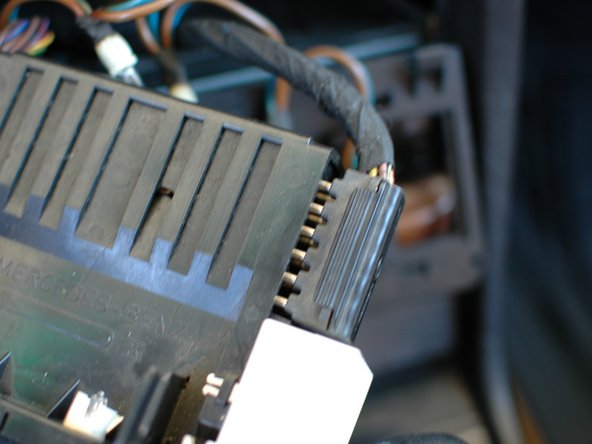 Mercedes W123 Climate Control Unit v2 Replacement: crwdns2935265:05crwdnd2935265:02crwdnd2935265:03crwdne2935265:0