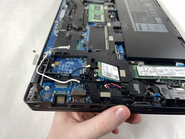 Dell Latitude 5401 Wi-Fi Card Replacement: step 7, image 1 of 3