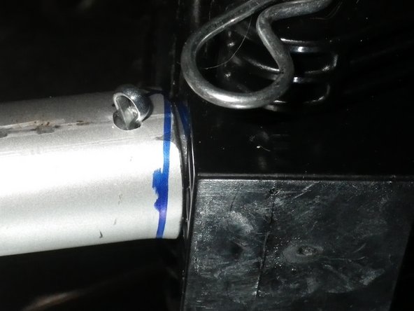 Lazy boy chair powered lift mechanism, Installing the "new" piece: crwdns2935265:06crwdnd2935265:02crwdnd2935265:03crwdne2935265:0