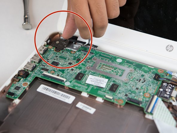 HP Chromebook 14-Q070NR Solid State Drive Replacement, Motherboard: crwdns2935265:08crwdnd2935265:02crwdnd2935265:03crwdne2935265:0